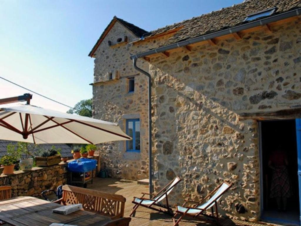 Maison de vacances Gîte Najac, 5 pièces, 9 personnes - FR-1-601-109 La Huppe - Les Combes 12270 Najac