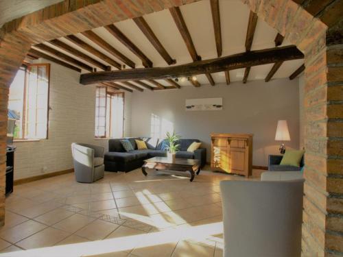 Gîte Neuville-sur-Vanne, 5 pièces, 8 personnes - FR-1-543-149