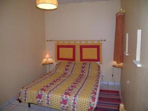 Gîte Neuvy, 2 pièces, 2 personnes - FR-1-489-10