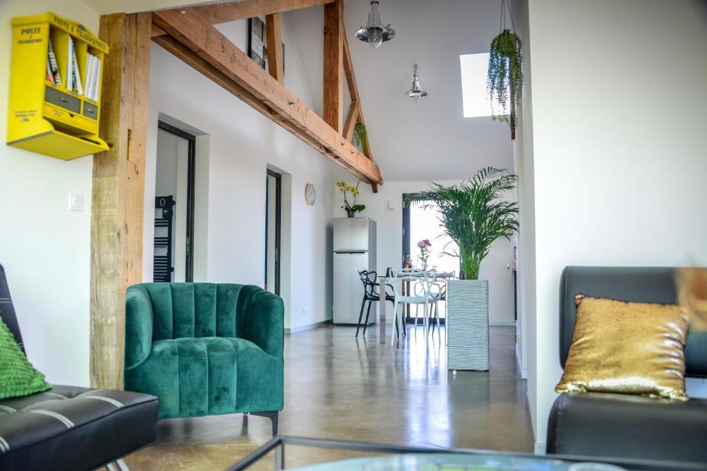 Gîte Nieul-le-Dolent, 4 pièces, 6 personnes - FR-1-426-517 85430 Nieul-le-Dolent