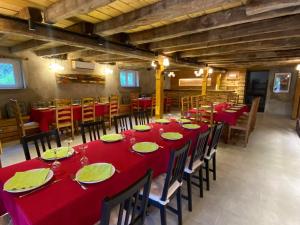 Gîte Orsennes, 3 pièces, 16 personnes - FR-1-591-355