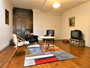Gîte Ossages, 3 pièces, 6 personnes - FR-1-360-113