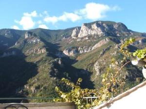 Maison de vacances Gîte paisible au cœur des montagnes à Nohèdes 7 carrer iglesi sant marti 66500 Nohèdes Languedoc-Roussillon