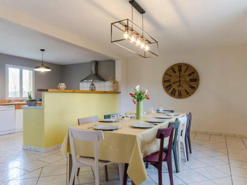 Gîte Paisy-Cosdon, 6 pièces, 9 personnes - FR-1-543-85