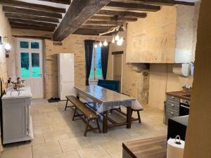 Maison de vacances Gîte Parennes, 5 pièces, 11 personnes - FR-1-410-354 Courtemanche 72140 Parennes Pays de la Loire