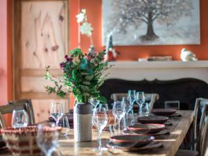 Gîte Parigné-l'Évêque, 7 pièces, 15 personnes - FR-1-410-361
