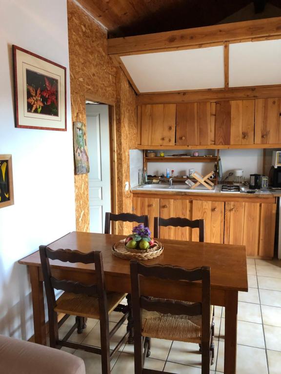 Gite Paysage Chapias, 07120 Labeaume