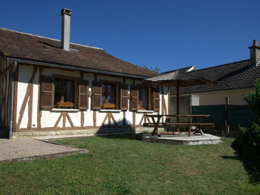 Maison de vacances Gîte Piney, 2 pièces, 4 personnes - FR-1-543-56 1 rue des Roises PINEY 10220 Piney