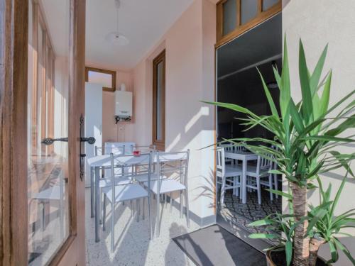 Gîte Pougy, 3 pièces, 5 personnes - FR-1-543-79