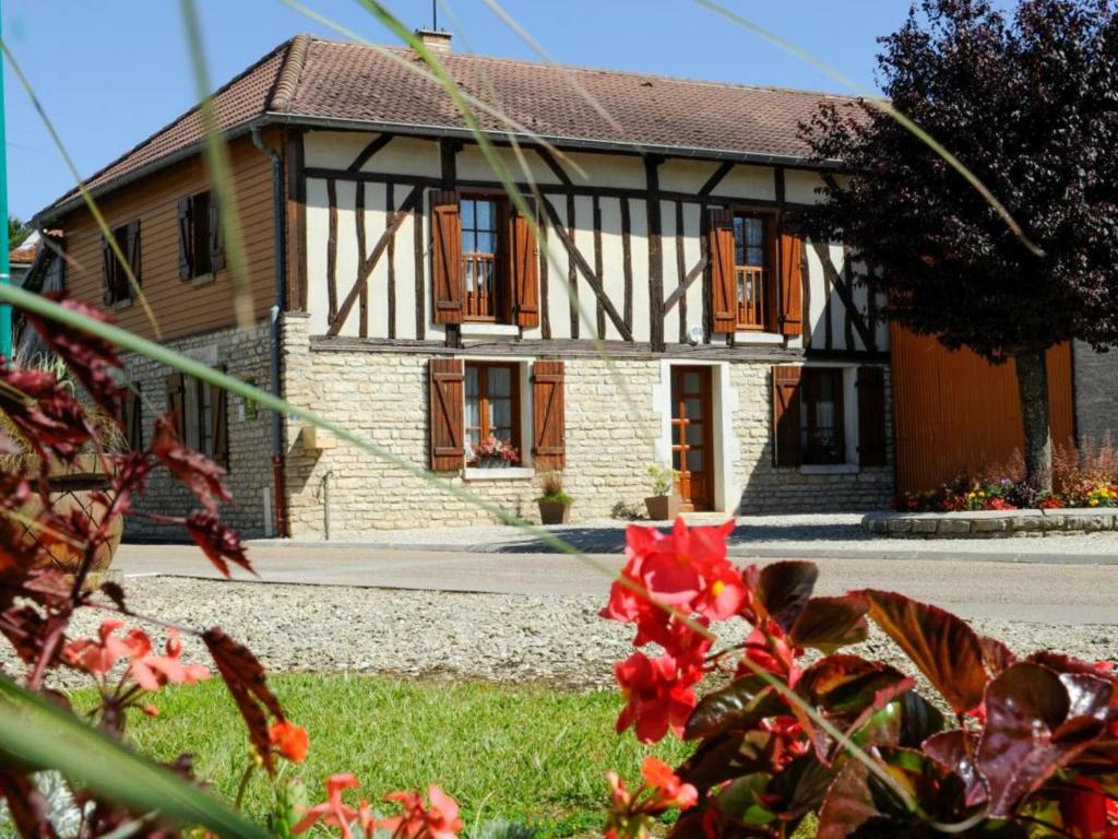 Maison de vacances Gîte Radonvilliers, 5 pièces, 10 personnes - FR-1-543-88 3 Impasse du Cray 10500 Radonvilliers