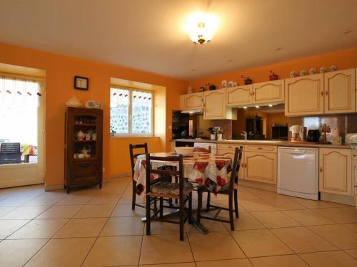 Gîte Rauret, 4 pièces, 7 personnes - FR-1-582-203