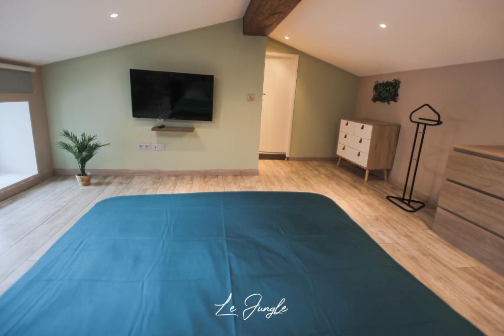 Gîte Rives-d'Andaine, 3 pièces, 4 personnes - FR-1-497-145