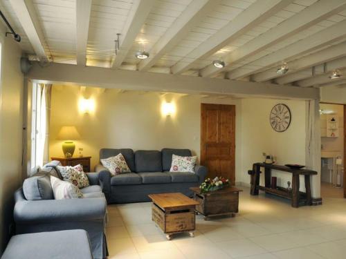 Gîte Rosnay-l'Hôpital, 6 pièces, 10 personnes - FR-1-543-163