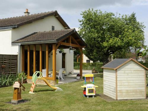 Gîte Rouilly-Sacey, 3 pièces, 4 personnes - FR-1-543-46