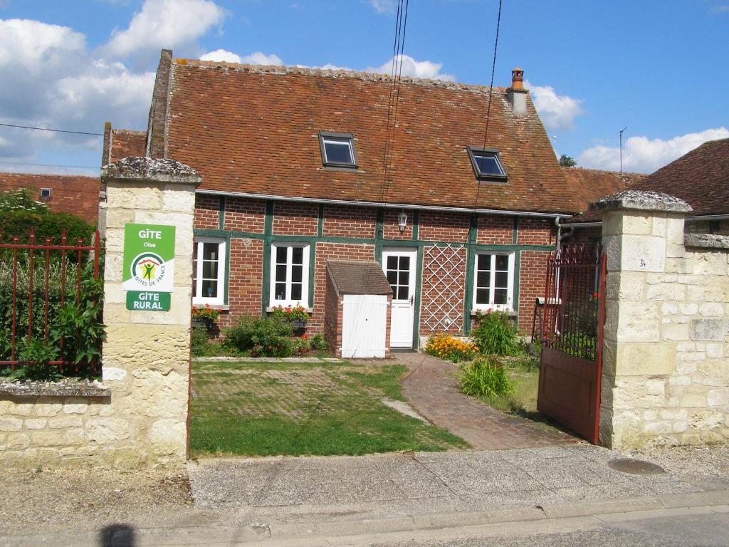 Maison de vacances gite rural de La Neuville Roy 34 Rue Guillotin 60190 La neuville roy