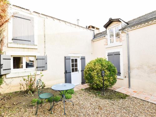 Gîte Sablé-sur-Sarthe, 1 pièce, 2 personnes - FR-1-410-351