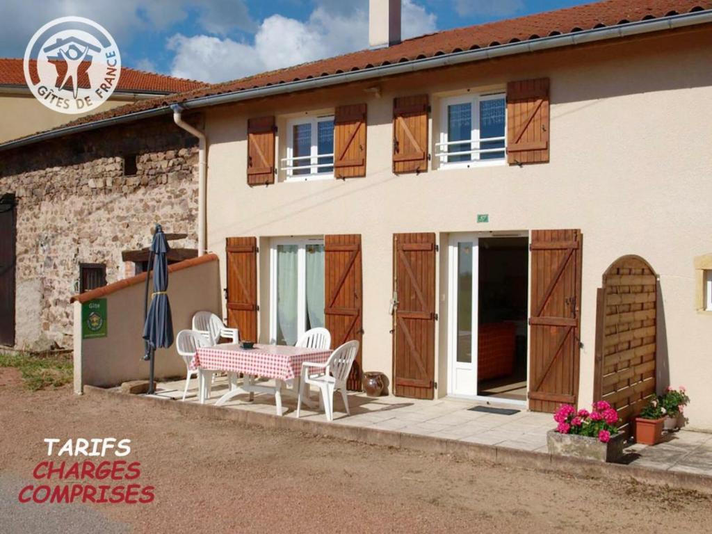 Maison de vacances Gîte Saint-Alban-les-Eaux, 3 pièces, 4 personnes - FR-1-496-75 57 chemin de la montagnasse 42370 Saint-Alban-les-Eaux