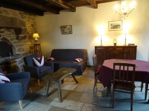Gîte Saint-Amans-des-Cots, 2 pièces, 2 personnes - FR-1-601-49