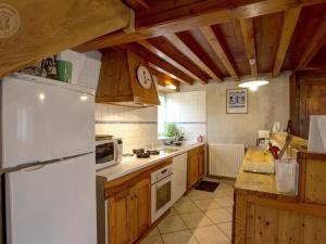 Gîte Saint-Bonnet-le-Courreau, 4 pièces, 8 personnes - FR-1-496-28