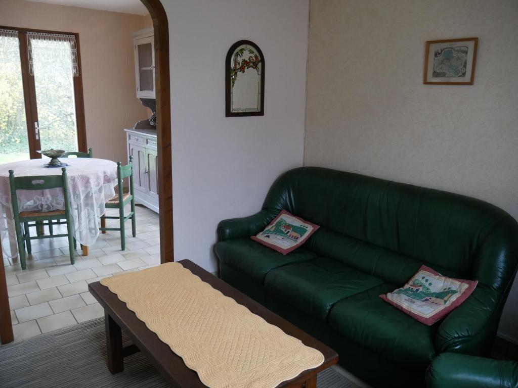 Maison de vacances Gîte Saint-Denis-de-l'Hôtel, 3 pièces, 5 personnes - FR-1-590-61 24 chemin des Taillis L'Orme Pinon 45550 Saint-Denis-de-l\'Hôtel