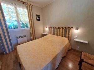 Gîte Saint-Firmin-des-Bois, 3 pièces, 4 personnes - FR-1-590-63