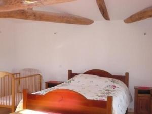 Gîte Saint-Georges-de-Baroille, 4 pièces, 7 personnes - FR-1-496-170
