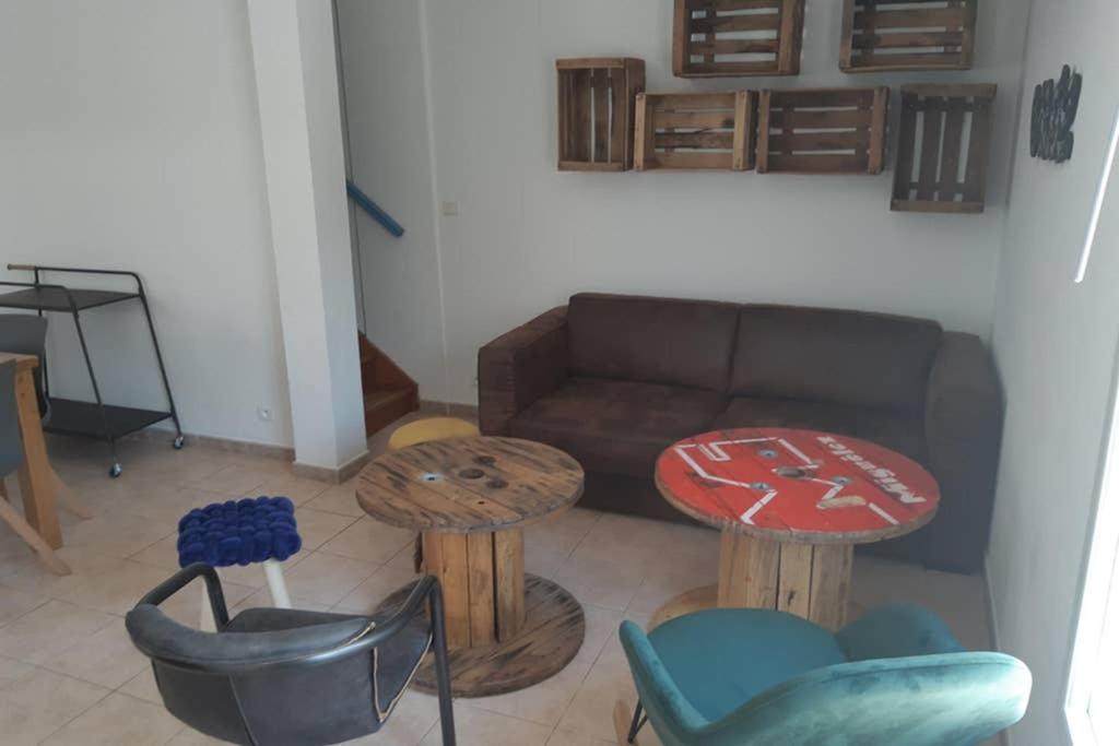 Gîte Saint-Germain-Laprade, 4 pièces, 5 personnes - FR-1-582-349