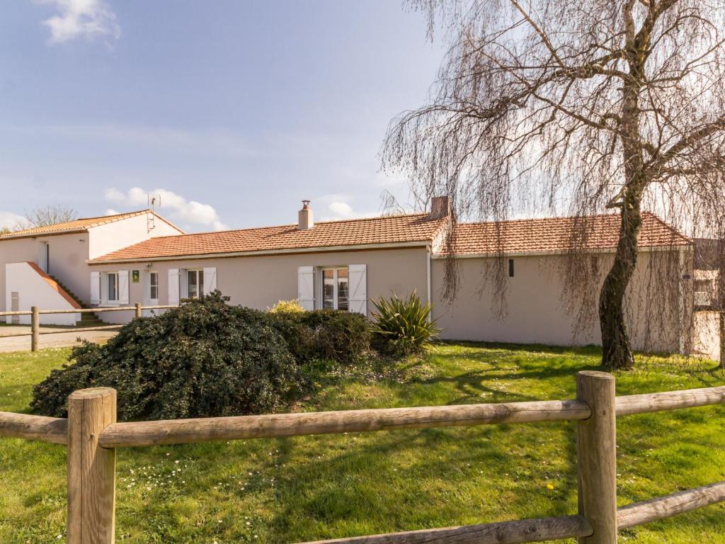 Maison de vacances Gîte Saint-Hilaire-de-Chaléons, 5 pièces, 8 personnes - FR-1-306-879 3 La Tartouzerie 44680 Saint-Hilaire-de-Chaléons