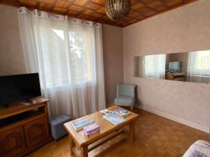 Gîte Saint-Hippolyte, 3 pièces, 5 personnes - FR-1-601-66