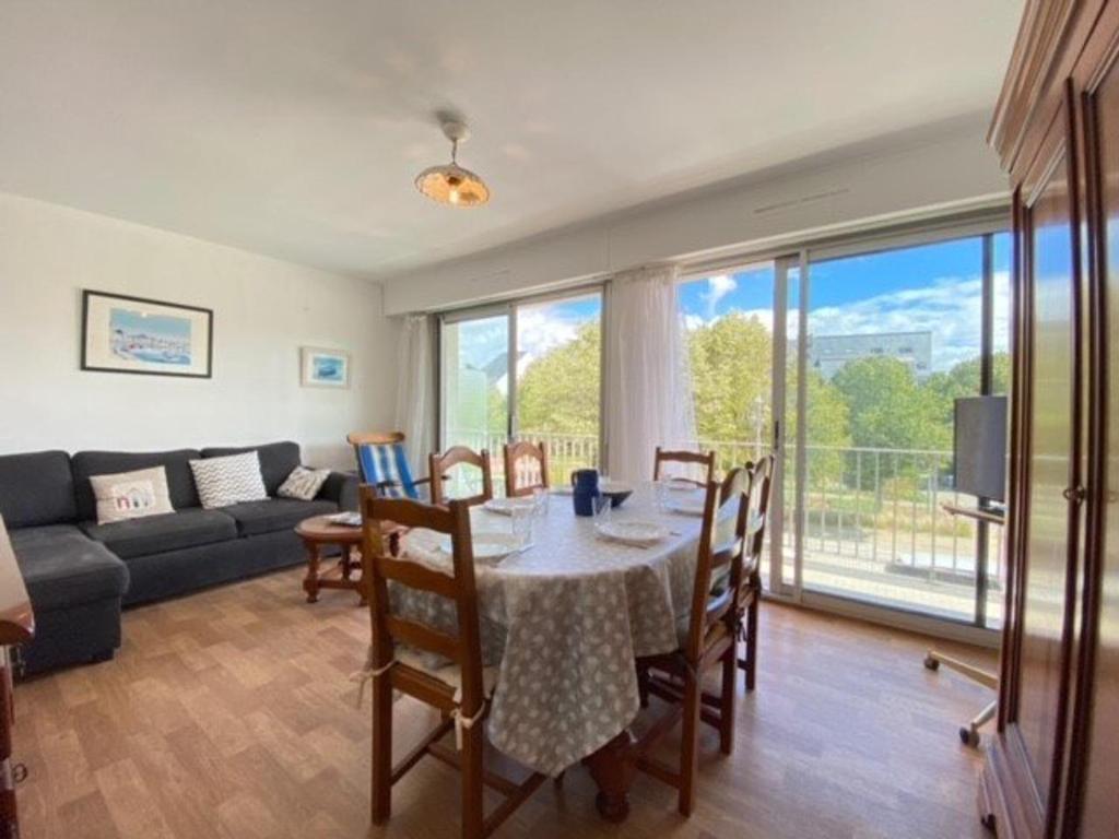 Gîte Saint-Ilpize, 4 pièces, 8 personnes - FR-1-582-207