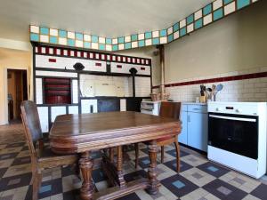 Gîte Saint-Jean-de-Nay, 5 pièces, 8 personnes - FR-1-582-348