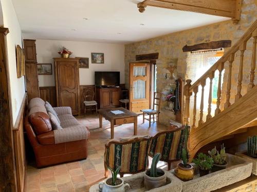 Gîte Saint-Jean-et-Saint-Paul, 5 pièces, 8 personnes - FR-1-601-366