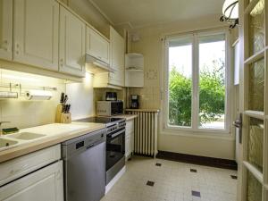 Gîte Saint-Julien-les-Villas, 3 pièces, 5 personnes - FR-1-543-215