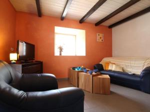 Gîte Saint-Just-prés-Brioude, 4 pièces, 6 personnes - FR-1-582-231