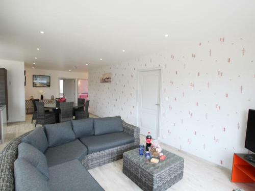 Gîte Saint-Lô-d'Ourville, 4 pièces, 6 personnes - FR-1-362-543