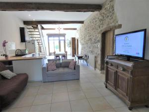 Gîte Saint-Lon-les-Mines, 4 pièces, 7 personnes - FR-1-360-726
