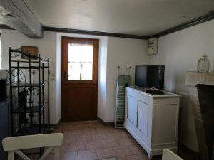 Gîte Saint-Lubin-en-Vergonnois, 2 pièces, 3 personnes - FR-1-491-199