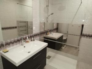 Gîte Saint-Lubin-en-Vergonnois, 2 pièces, 3 personnes - FR-1-491-199