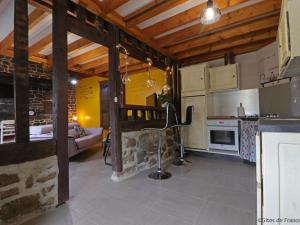 Gîte Saint-Mars-d'Égrenne, 2 pièces, 6 personnes - FR-1-497-149