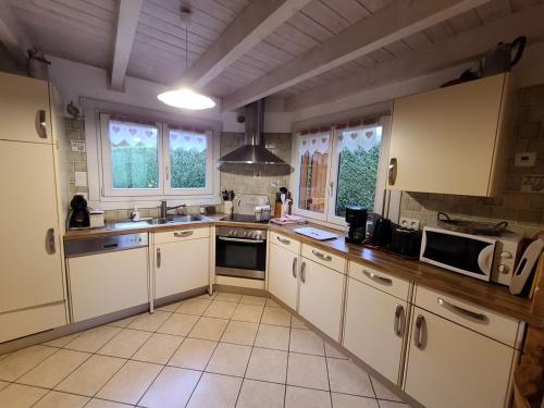 Gîte Saint-Nabord, 4 pièces, 6 personnes - FR-1-589-185