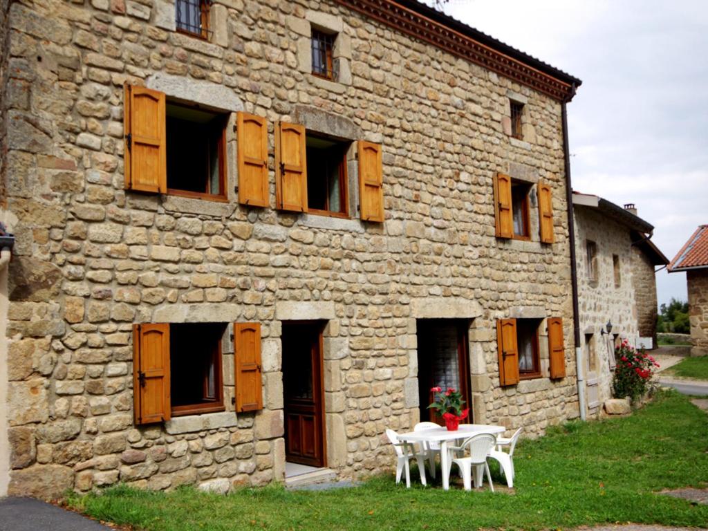 Gîte Saint-Nizier-de-Fornas, 4 pièces, 6 personnes - FR-1-496-259 Mizériecq, 42380 Saint-Nizier-de-Fornas