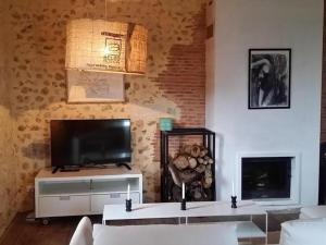 Gîte Saint-Pierre-de-Chignac, 6 pièces, 11 personnes - FR-1-616-221