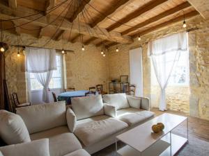 Gîte Saint-Pierre-de-Chignac, 6 pièces, 11 personnes - FR-1-616-221