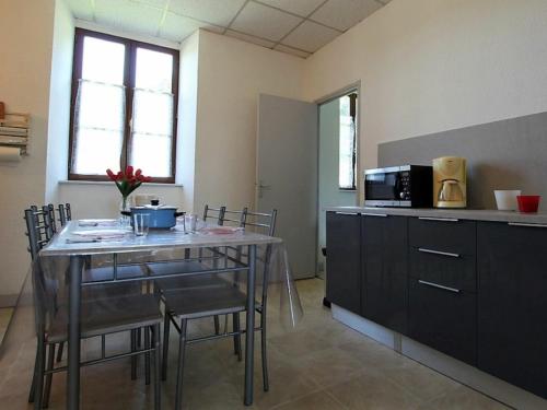 Gîte Saint-Privat-d'Allier, 5 pièces, 7 personnes - FR-1-582-3