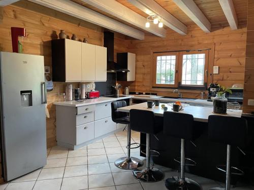 Gîte Saint-Rémy-en-Rollat, 5 pièces, 6 personnes - FR-1-489-370