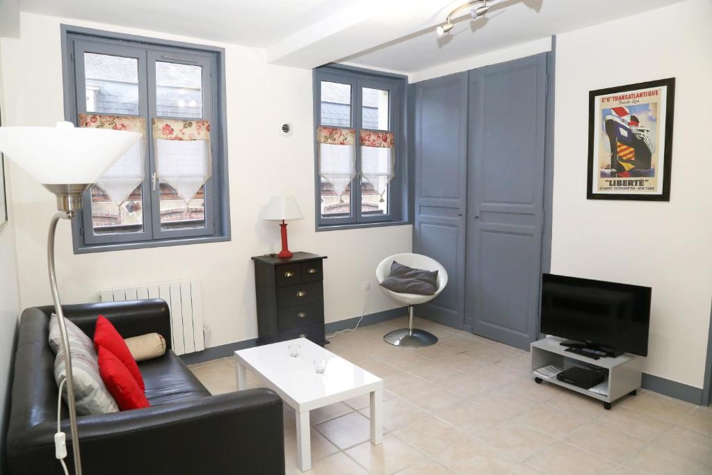 Gîte Saint-Rémy-en-Rollat, 5 pièces, 6 personnes - FR-1-489-370 03110 Saint-Rémy-en-Rollat