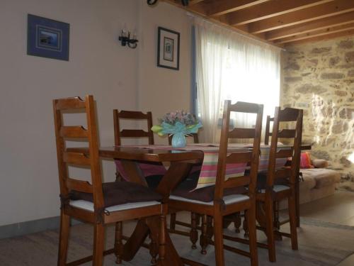 Gîte Saint-Romain-en-Jarez, 4 pièces, 6 personnes - FR-1-496-34