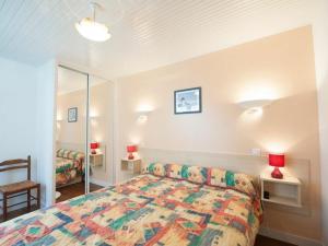 Gîte Saint-Urbain, 3 pièces, 4 personnes - FR-1-426-297