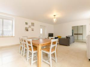 Gîte Saint-Usage, 5 pièces, 8 personnes - FR-1-543-118