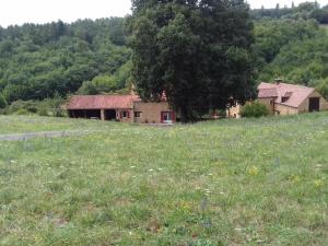 Maison de vacances Gîte Saint-Vincent-le-Paluel, 4 pièces, 6 personnes - FR-1-616-44 Le Brugal 24200 Saint-Vincent-le-Paluel Aquitaine